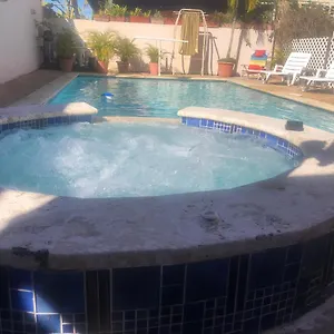 Nice Apt , Pool Jacuzzi Near Airport, Beaches Carolina