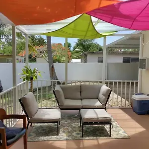 Family Getaway With Private Parking & Swimming Pool Carolina